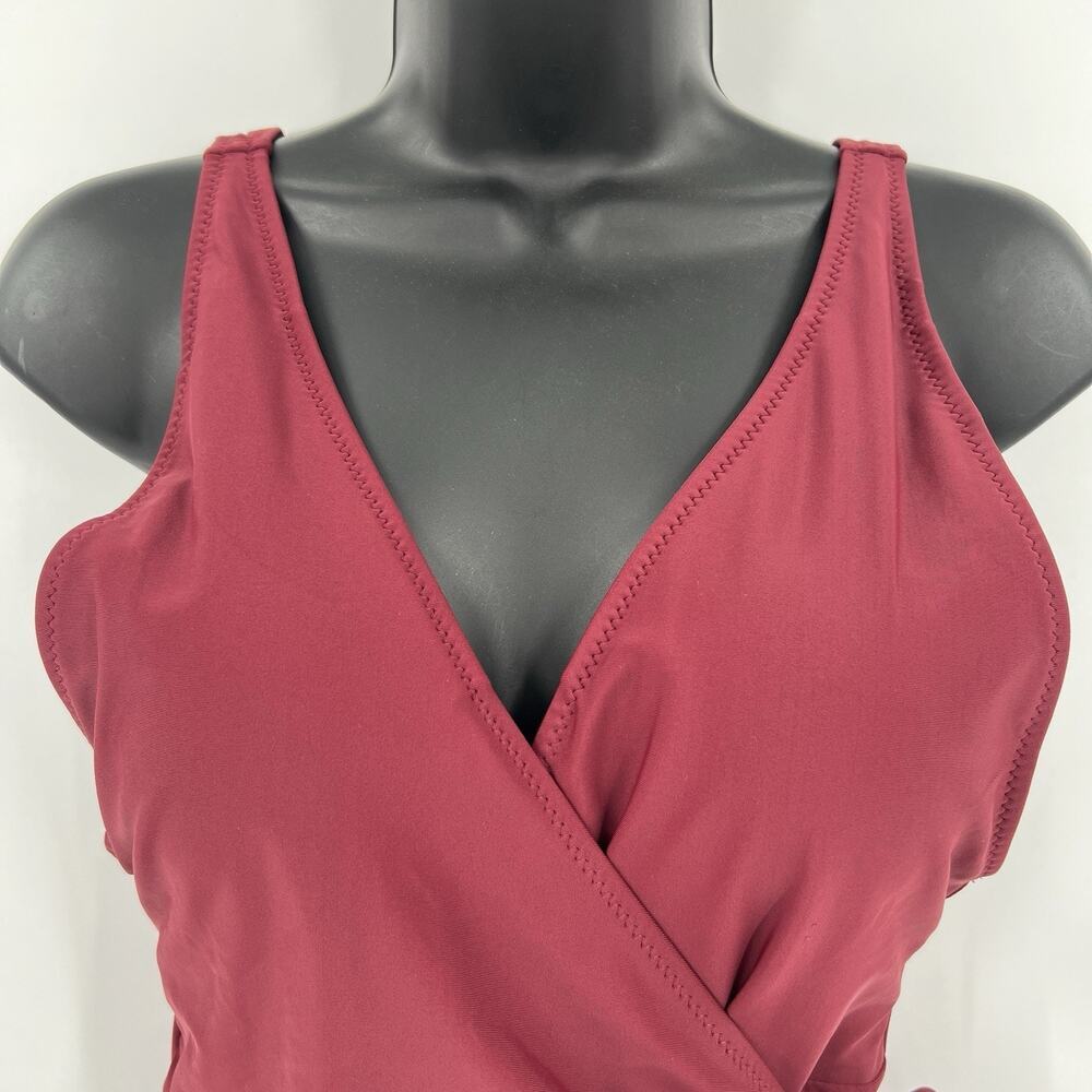 Cupshe Elegant Dance Solid One Piece Swimsuit Bur… - image 4